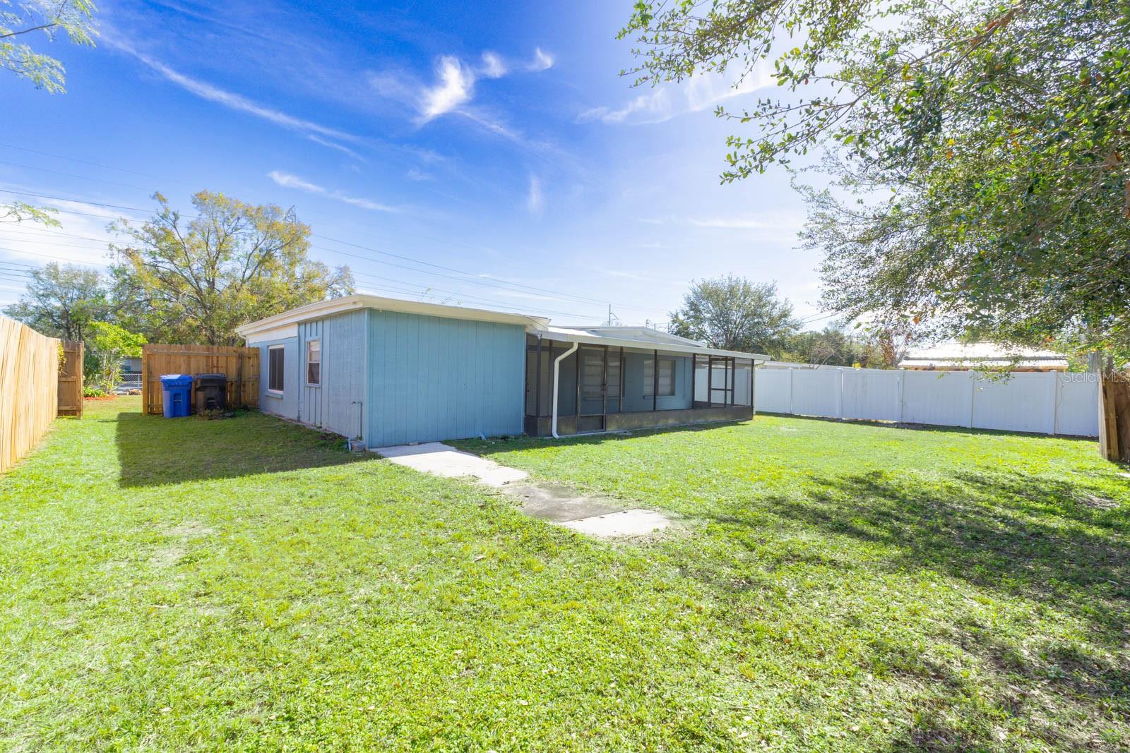 2009 WINDSOR WAY, TAMPA, FL, 33619