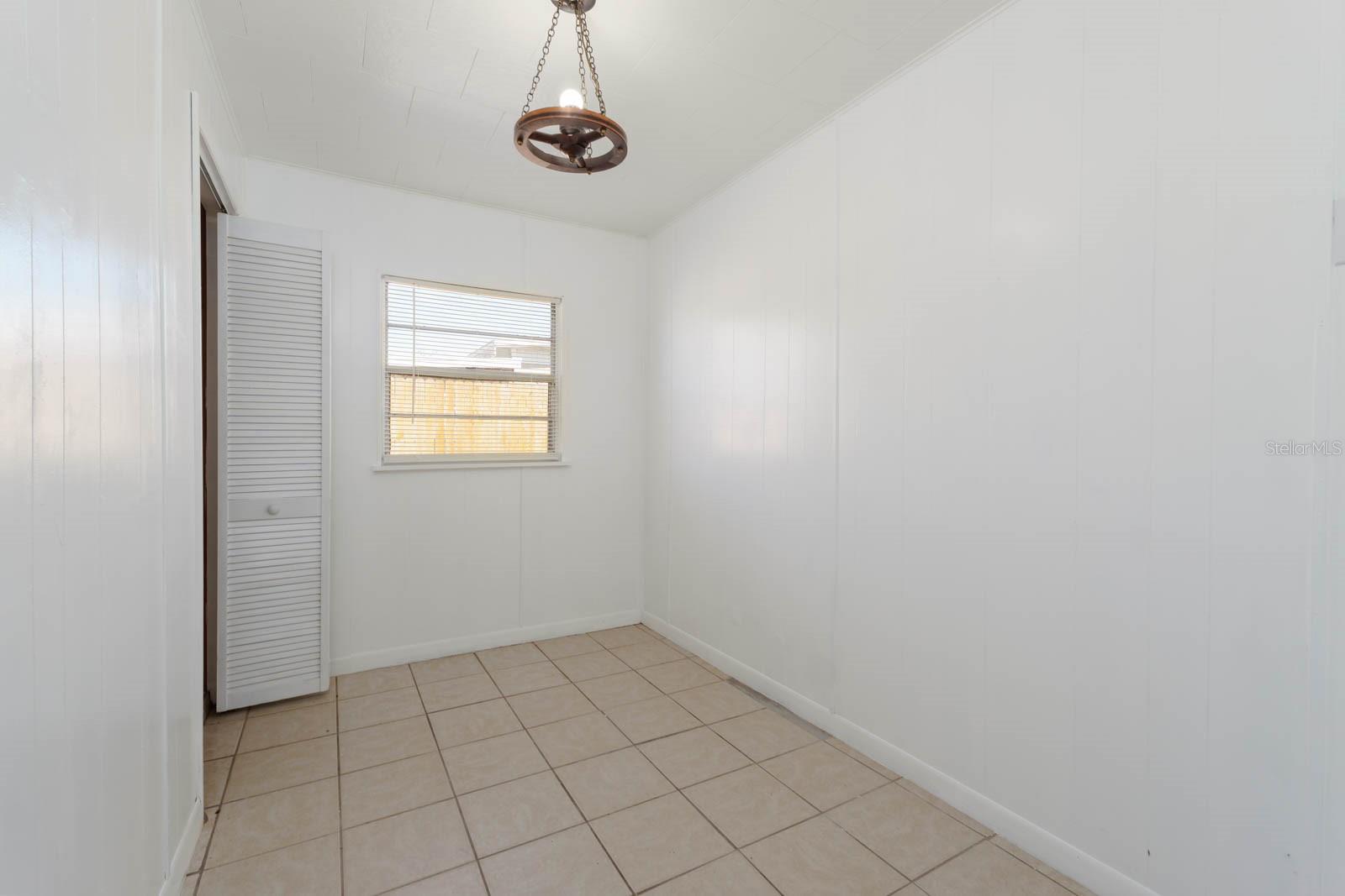 2009 WINDSOR WAY, TAMPA, FL, 33619