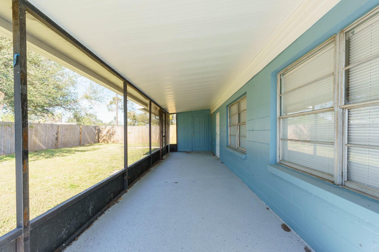 2009 WINDSOR WAY, TAMPA, FL, 33619