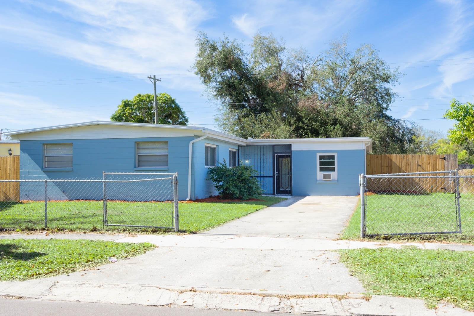 2009 WINDSOR WAY, TAMPA, FL, 33619