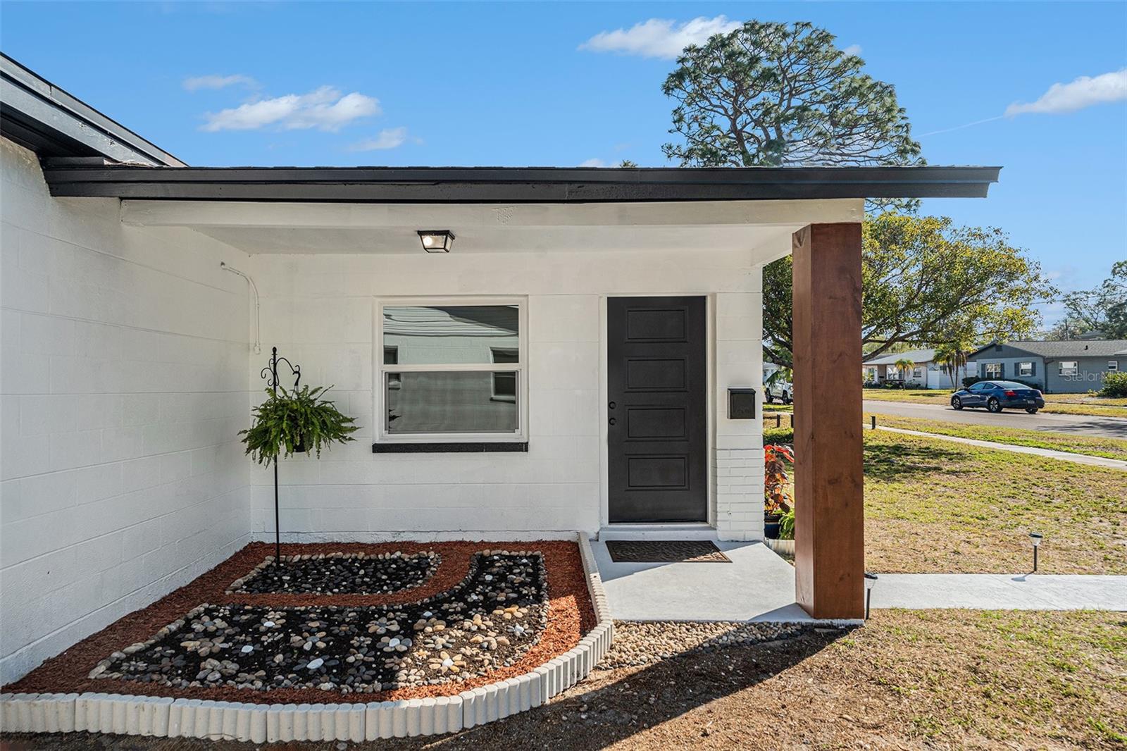 775 90TH AVE N, ST PETERSBURG, FL, 33702