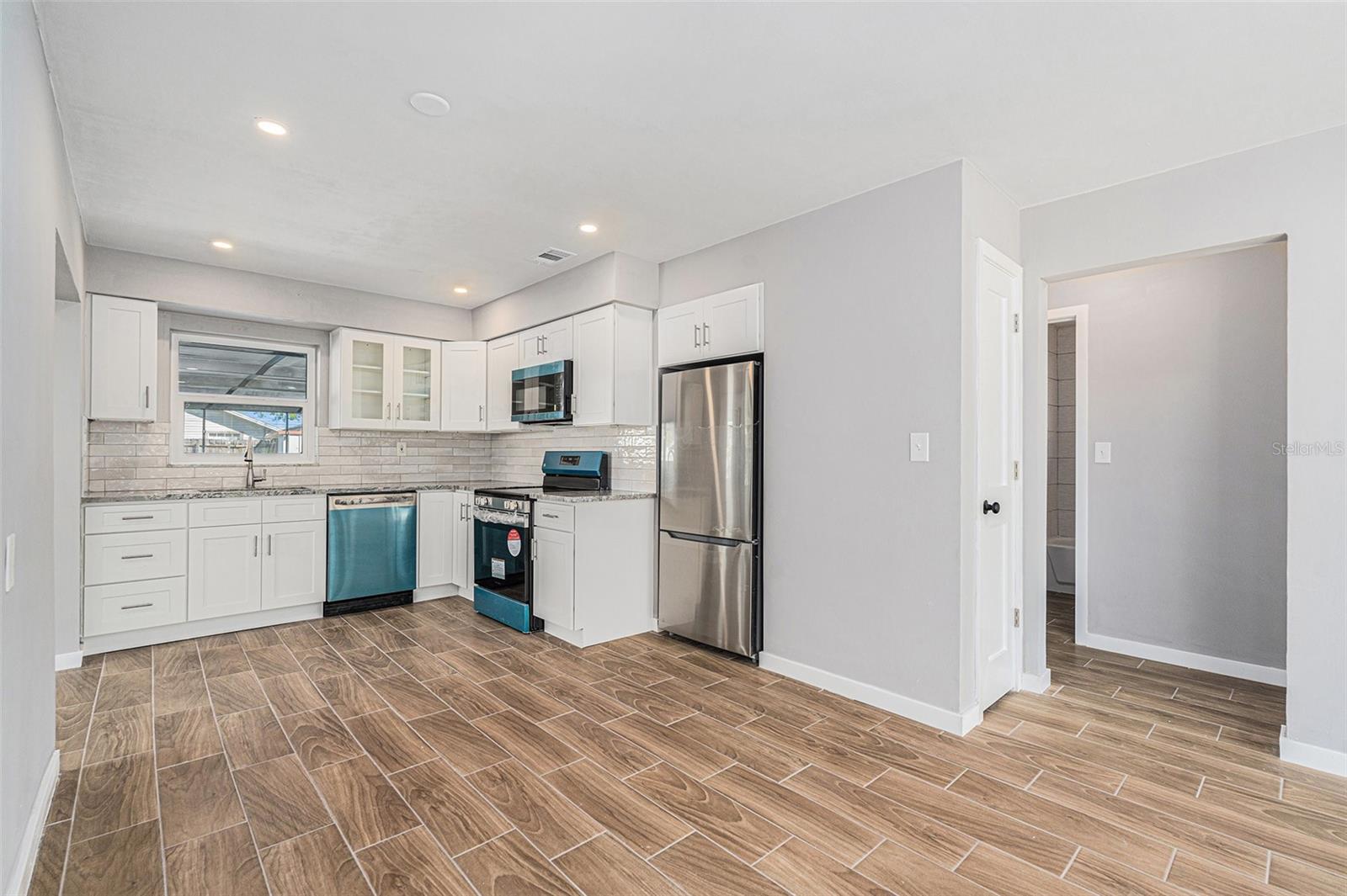 775 90TH AVE N, ST PETERSBURG, FL, 33702