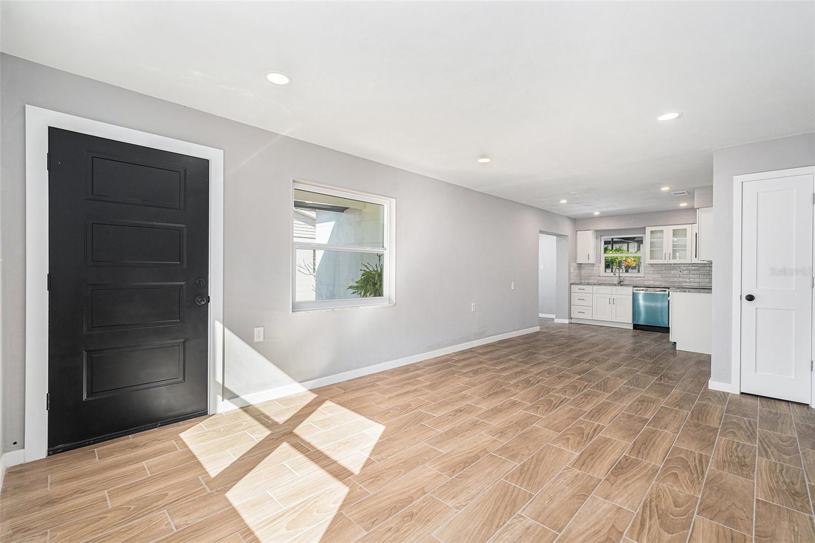 775 90TH AVE N, ST PETERSBURG, FL, 33702