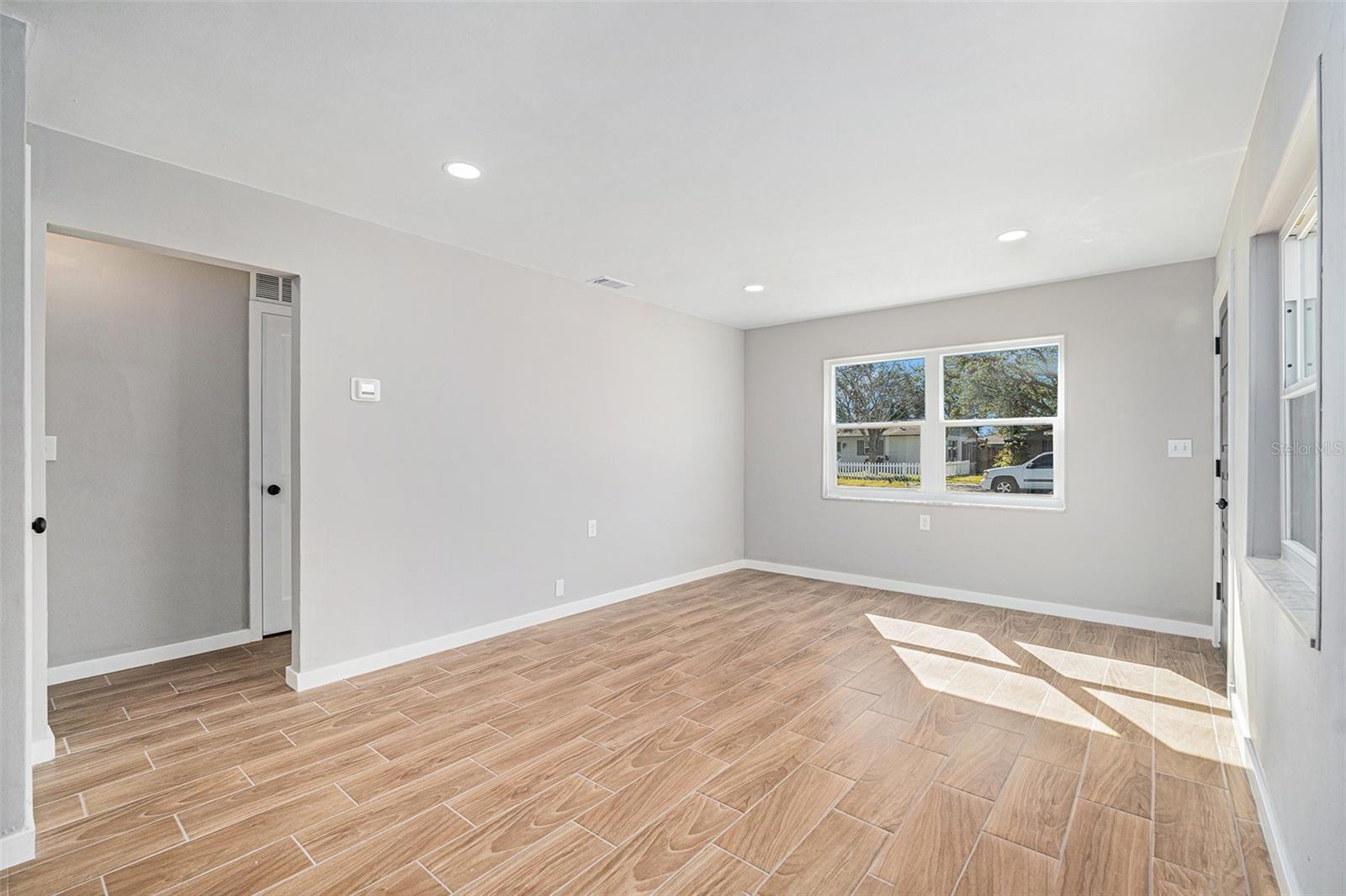 775 90TH AVE N, ST PETERSBURG, FL, 33702