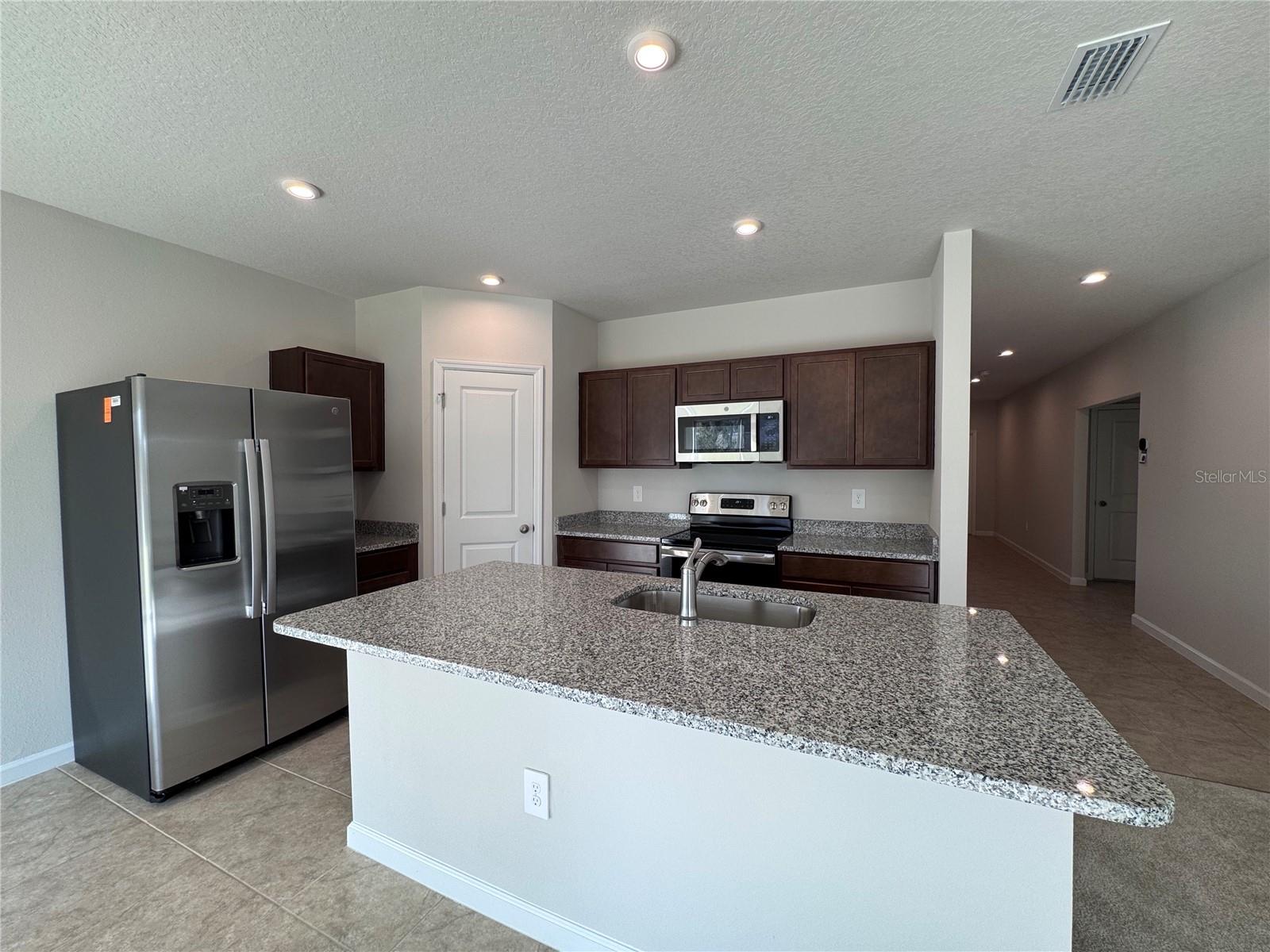 912 172ND CT E, BRADENTON, FL, 34212