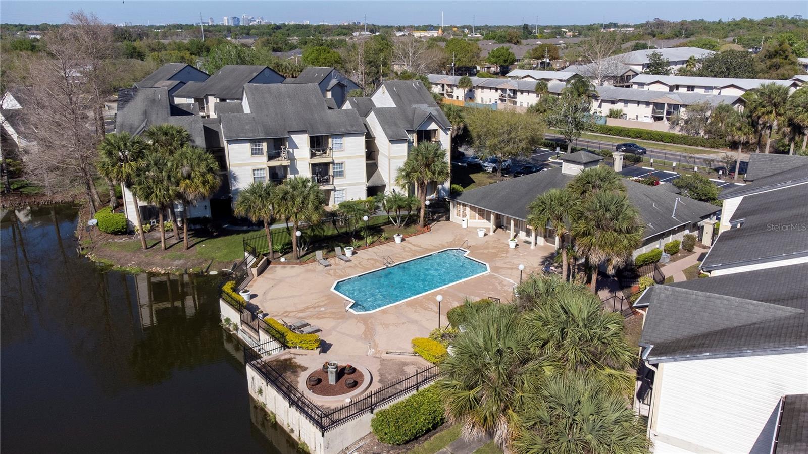 1908 LAKE ATRIUMS CIR #24, ORLANDO, FL, 32839