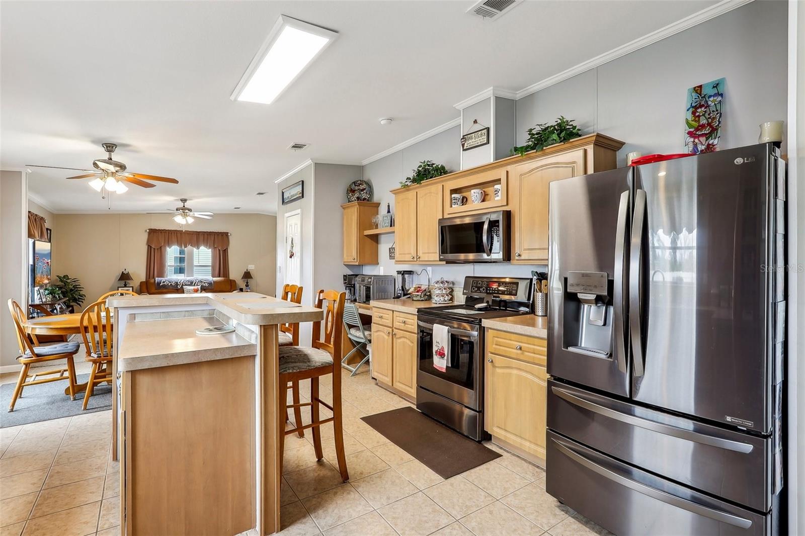 555 LINDSEY DR, LAKELAND, FL, 33809