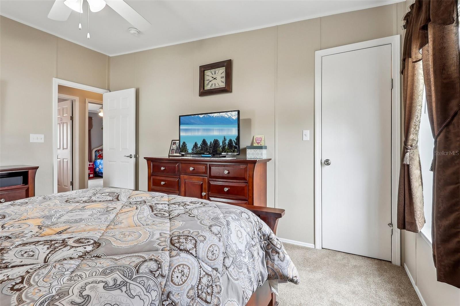 555 LINDSEY DR, LAKELAND, FL, 33809