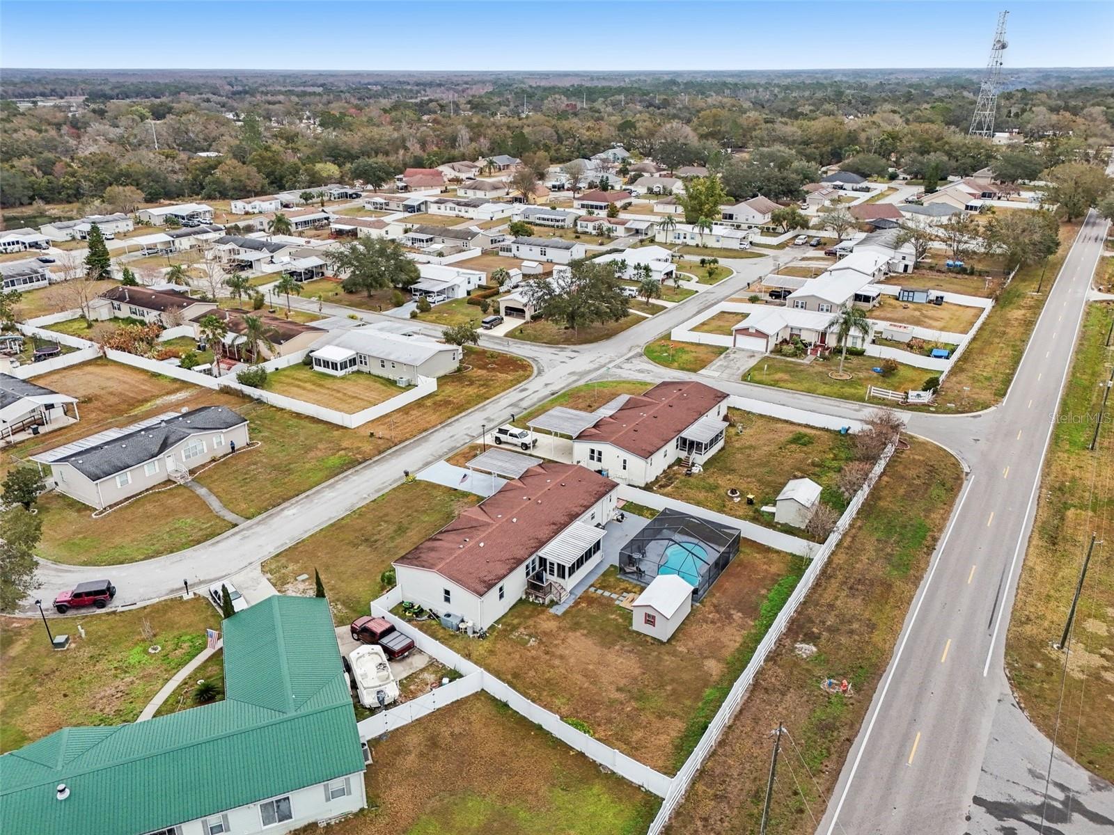 555 LINDSEY DR, LAKELAND, FL, 33809