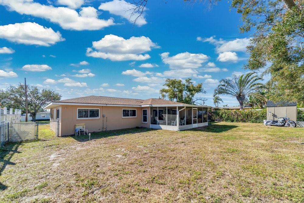 2533 DUNCAN DR, BELLEAIR BLUFFS, FL, 33770