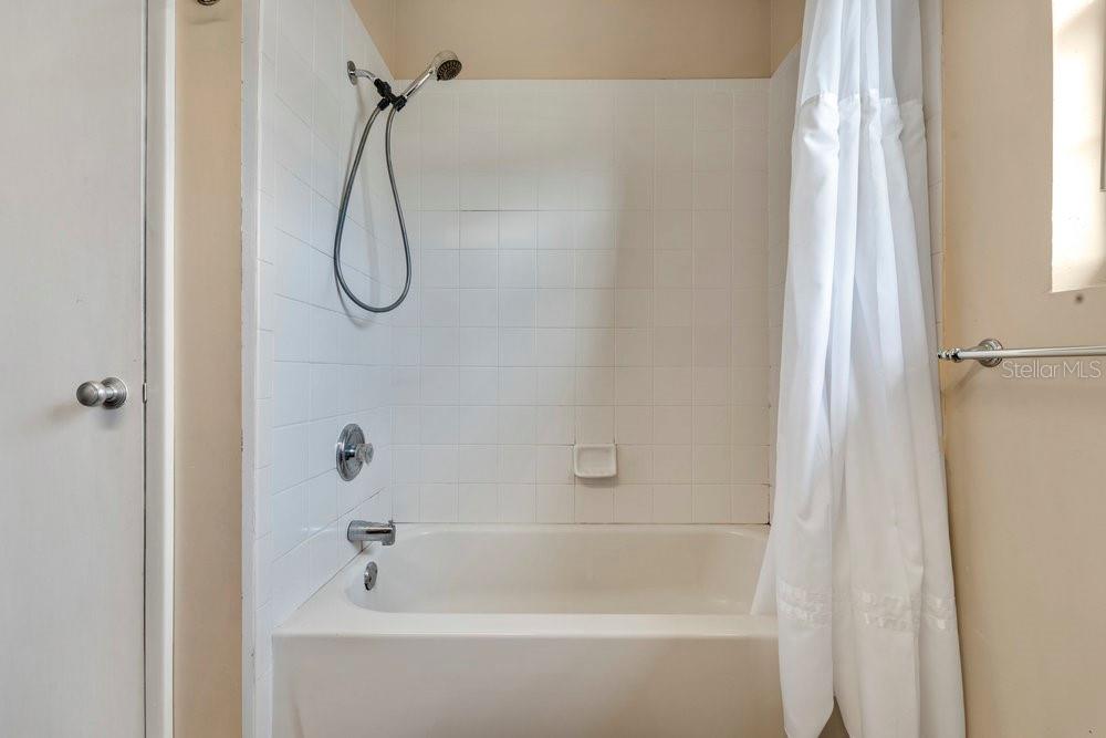 2533 DUNCAN DR, BELLEAIR BLUFFS, FL, 33770