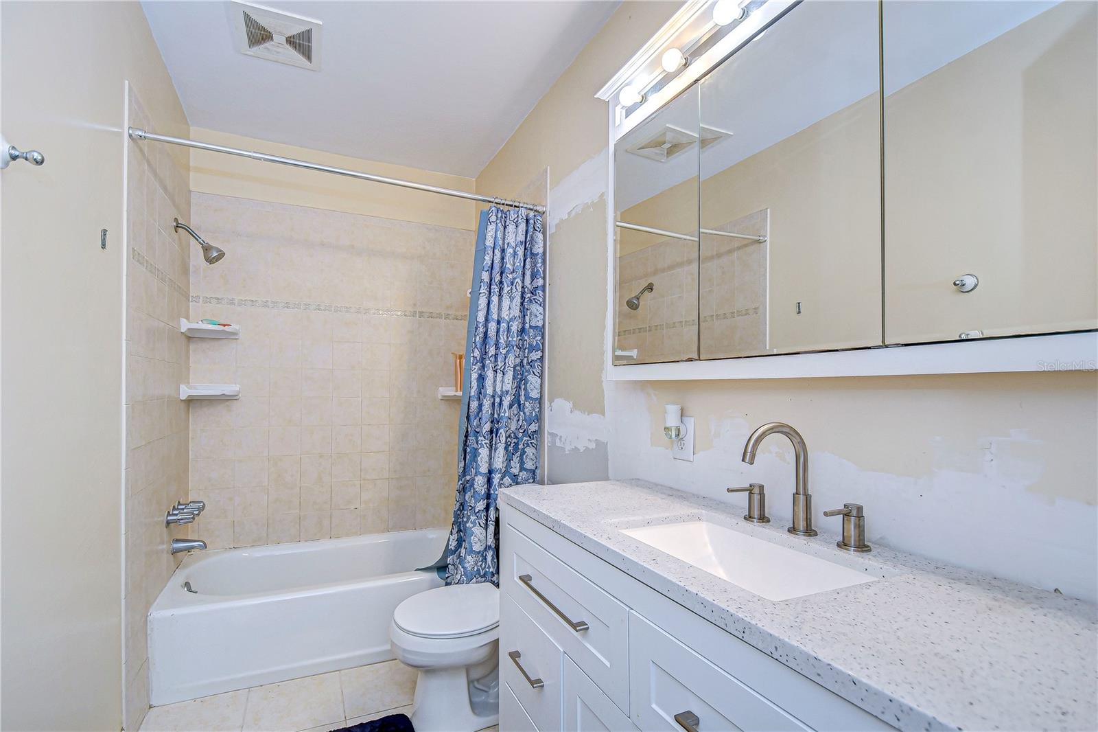 8504 WOODALL CT, TAMPA, FL, 33615