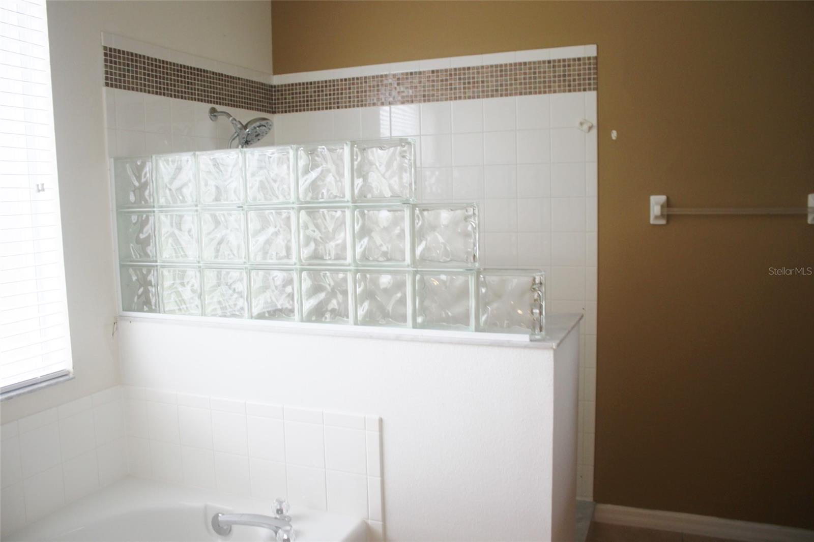 3937 HOLLOW CROSSING DR, ORLANDO, FL, 32817