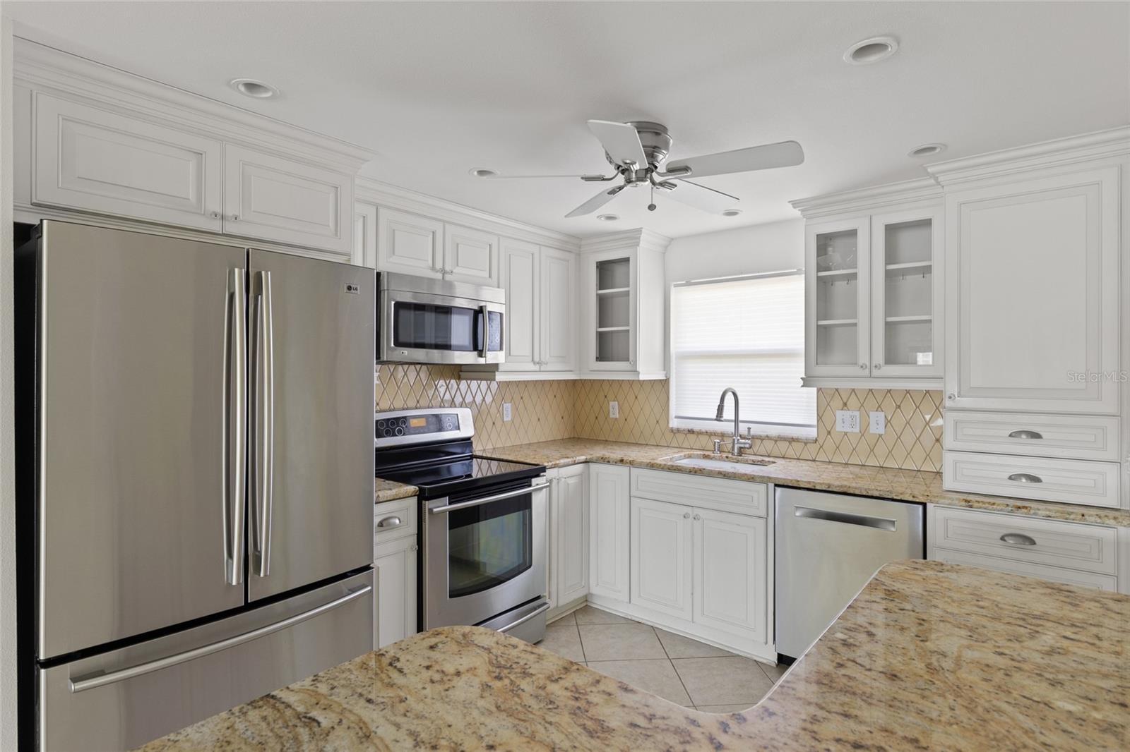 4775 COVE CIR #202, ST PETERSBURG, FL, 33708
