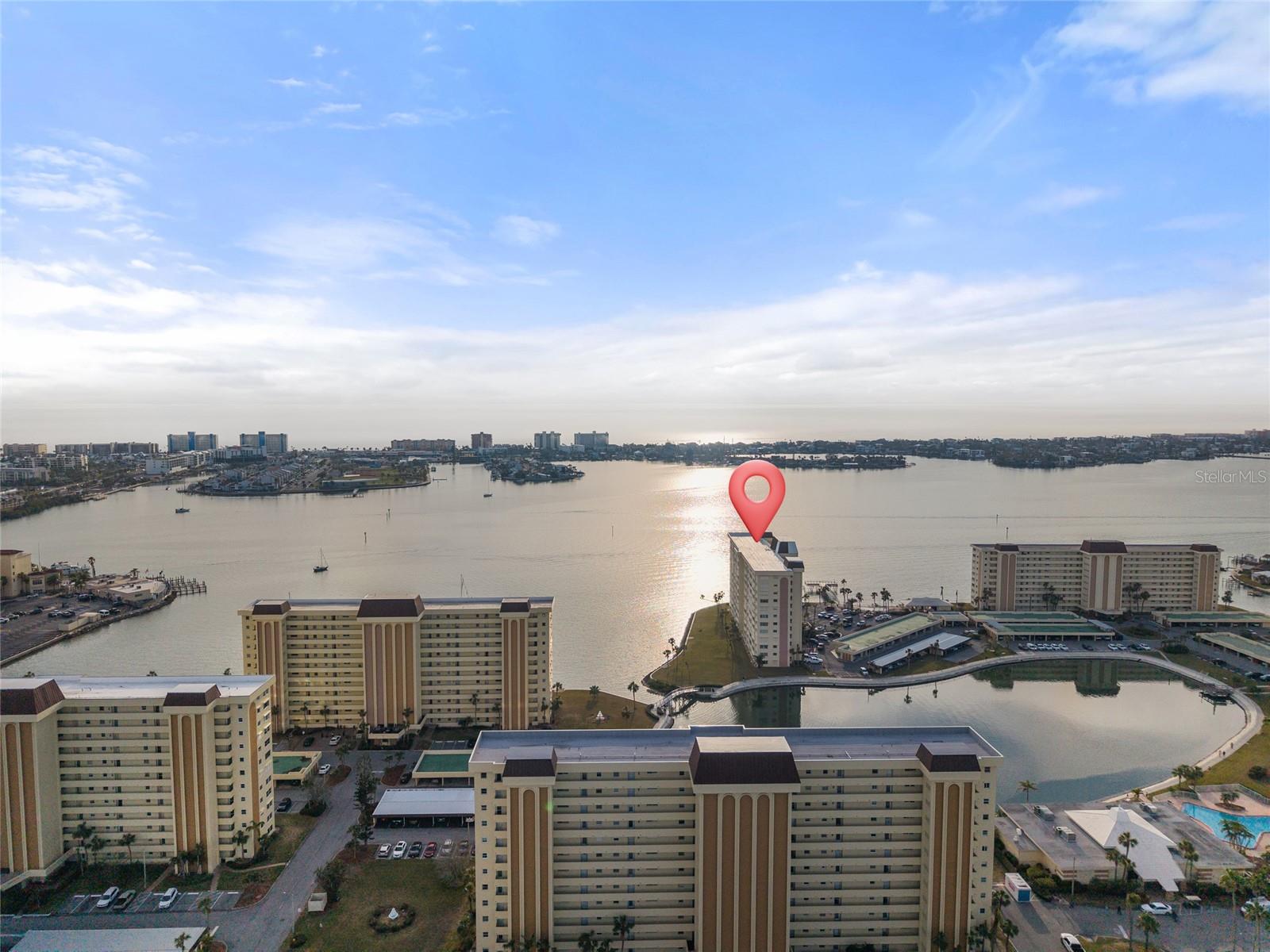 4775 COVE CIR #202, ST PETERSBURG, FL, 33708