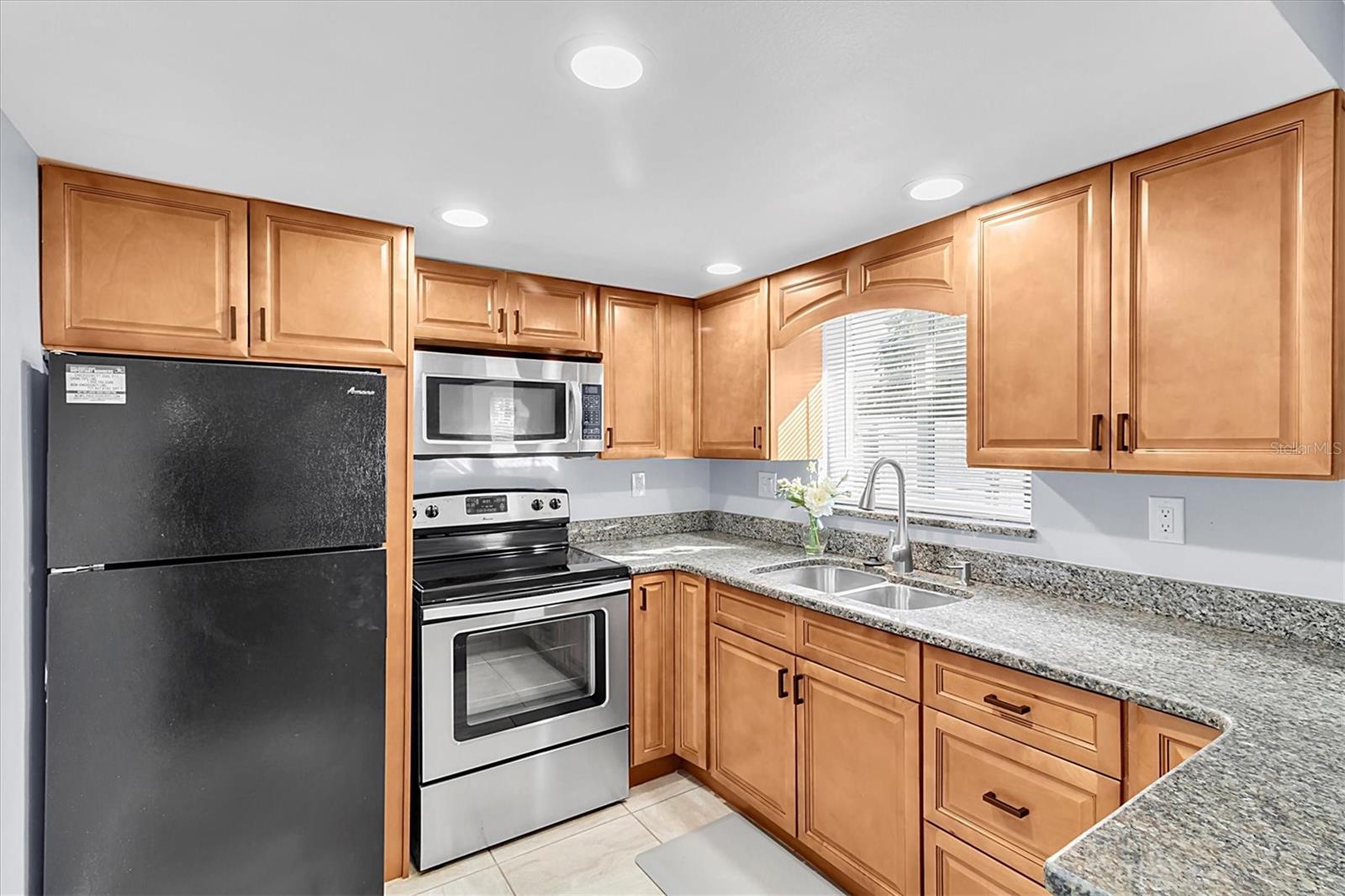 7014 IVANHOE DR, PORT RICHEY, FL, 34668