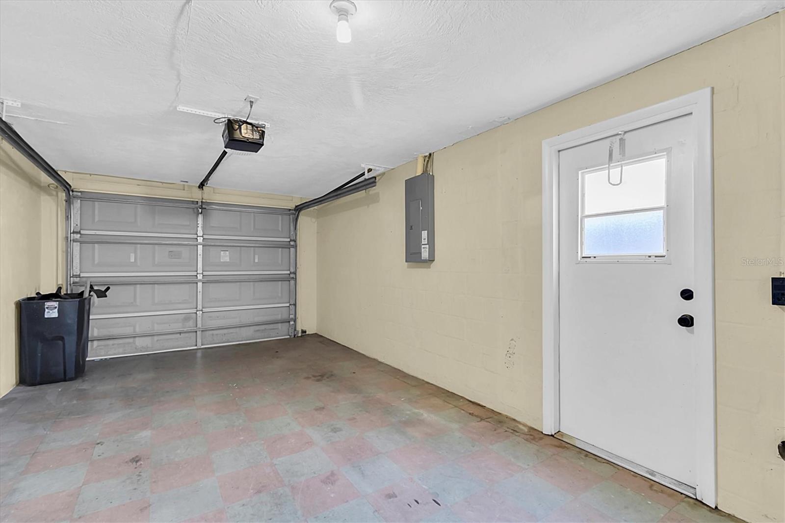 7014 IVANHOE DR, PORT RICHEY, FL, 34668