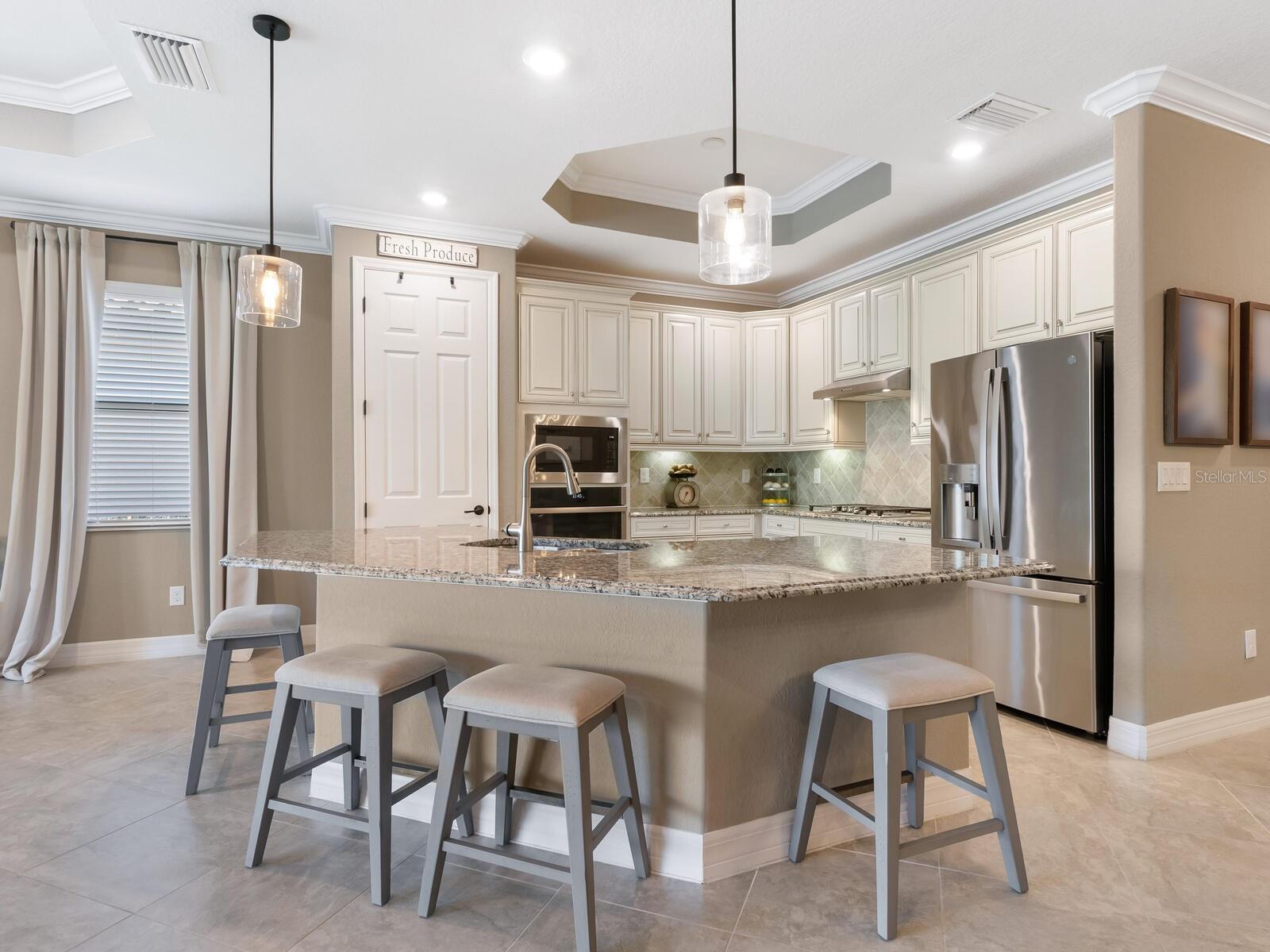 17459 HICKOK BELT LOOP, BRADENTON, FL, 34211