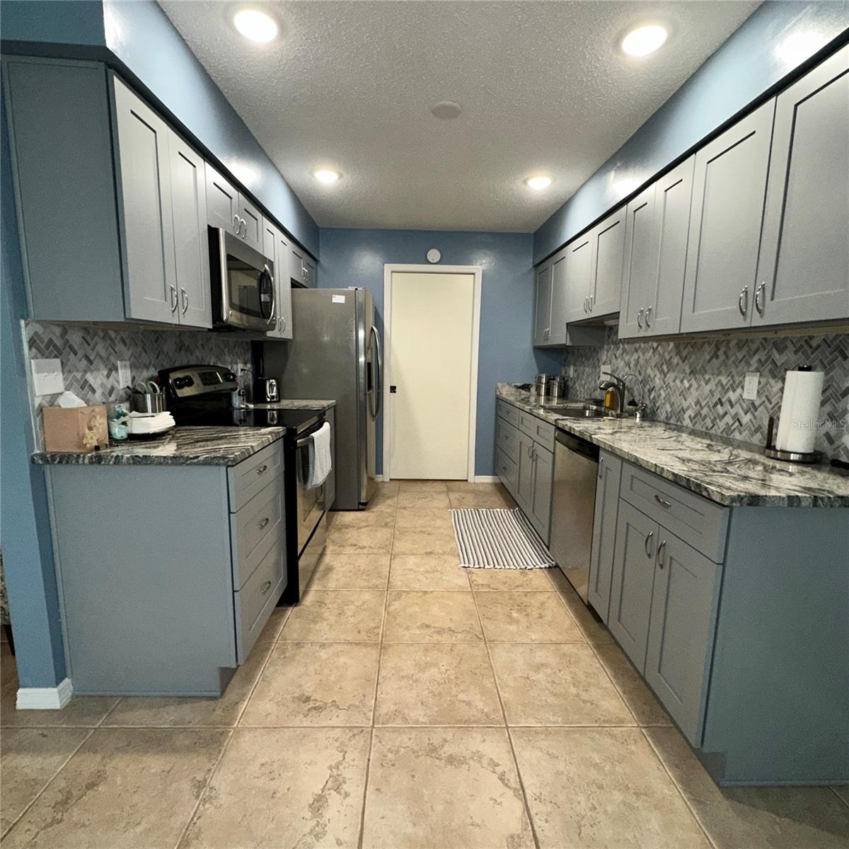 1707 MAGNOLIA LANDINGS CT, SUN CITY CENTER, FL, 33573