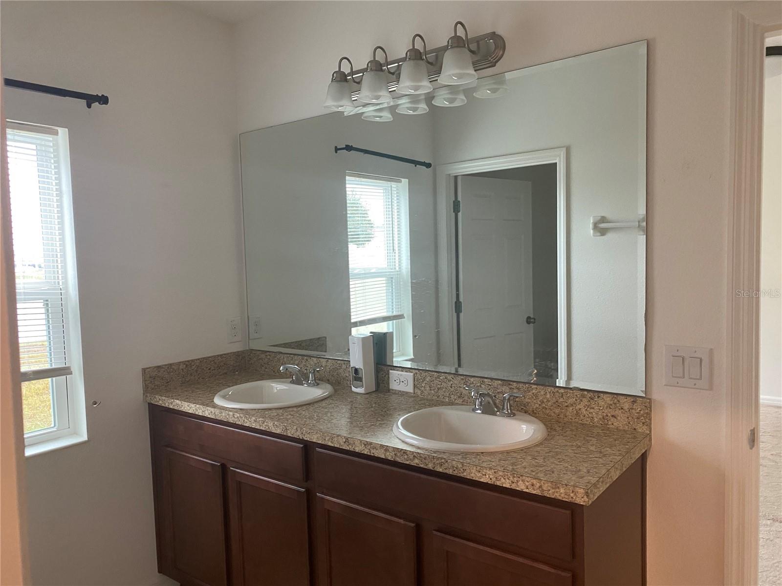4653 MARCOS CIR, KISSIMMEE, FL, 34758