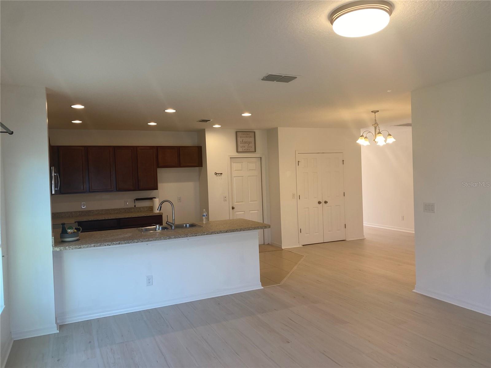 4653 MARCOS CIR, KISSIMMEE, FL, 34758