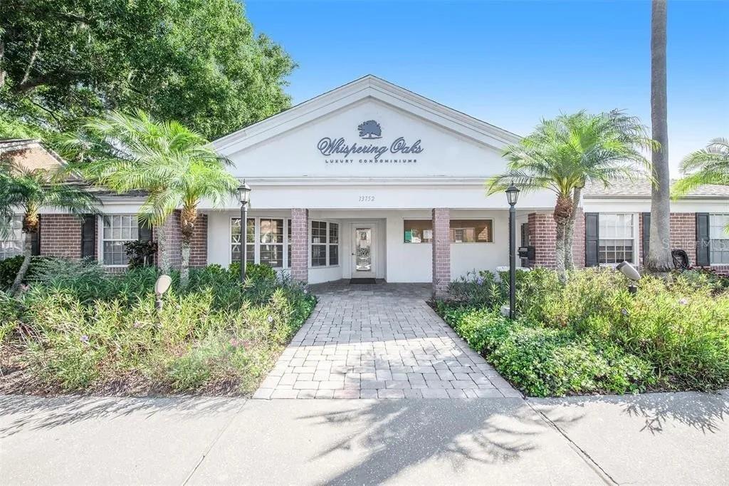 13716 ORANGE SUNSET DR, TAMPA, FL, 33618