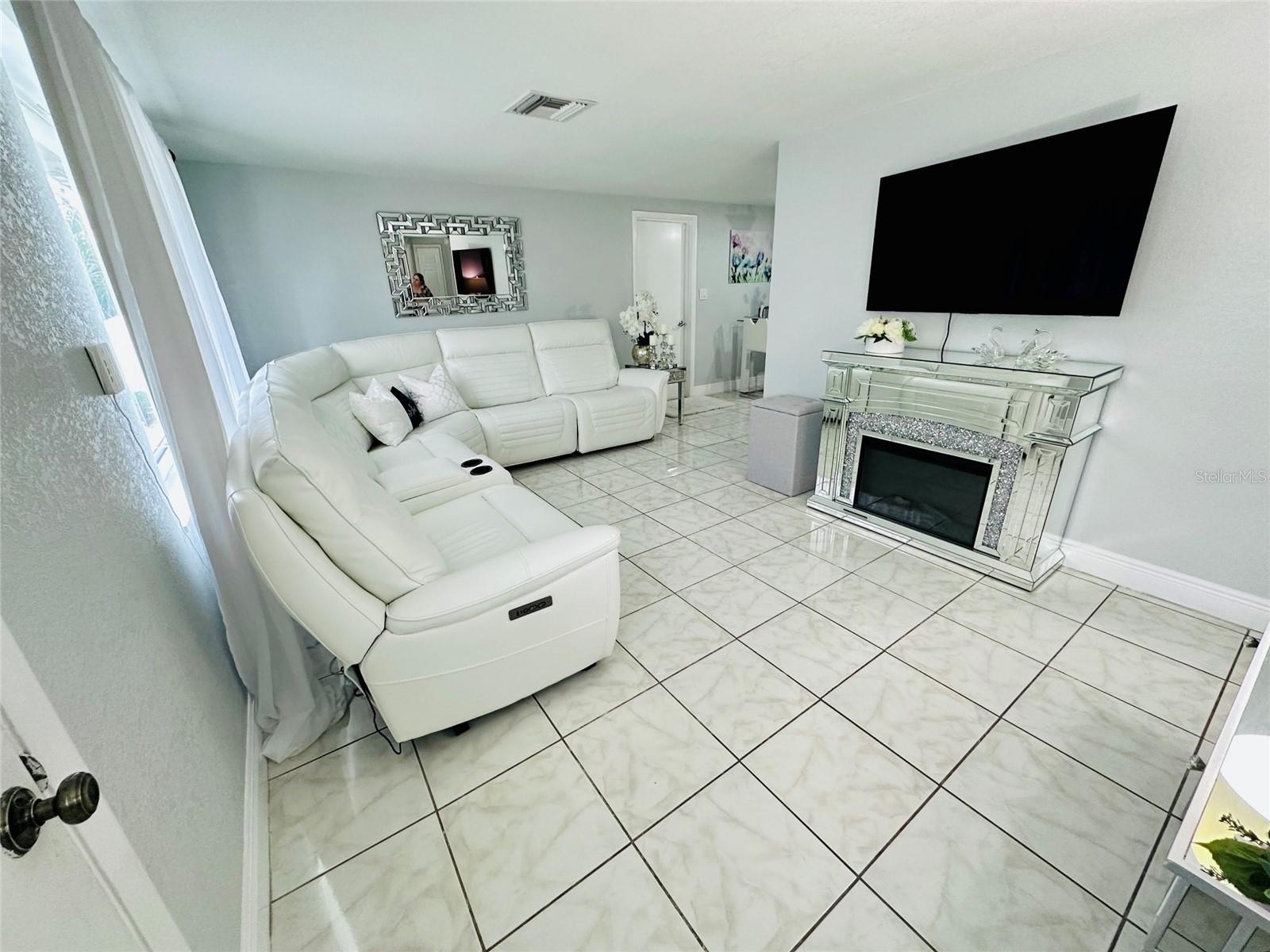 1415 WEYFORD LN, HOLIDAY, FL, 34691