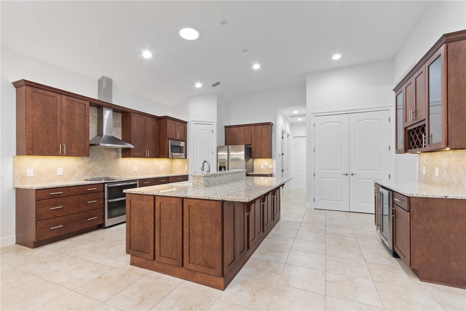 5312 MEADOW HILL LOOP, LADY LAKE, FL, 32159