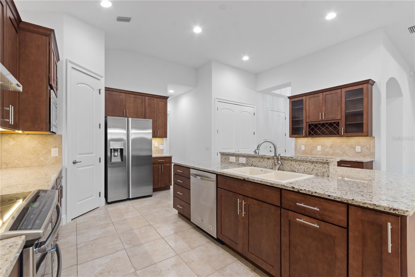 5312 MEADOW HILL LOOP, LADY LAKE, FL, 32159