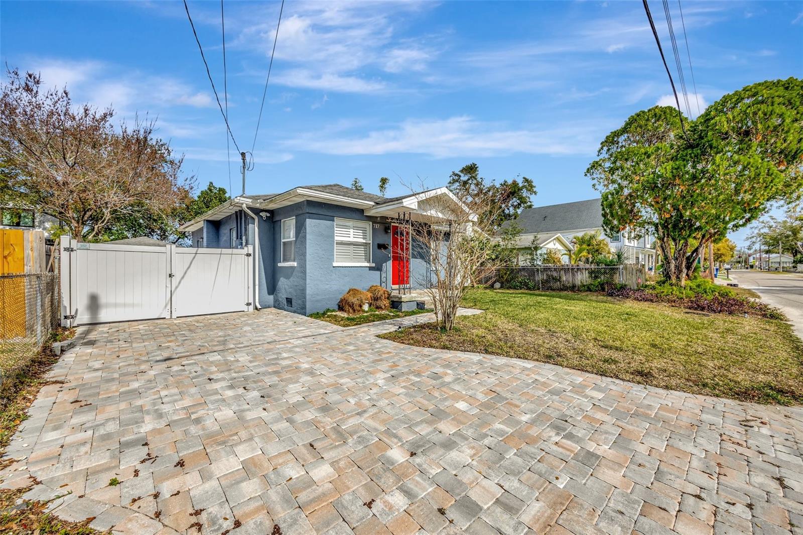 717 W WEST ST, TAMPA, FL, 33602