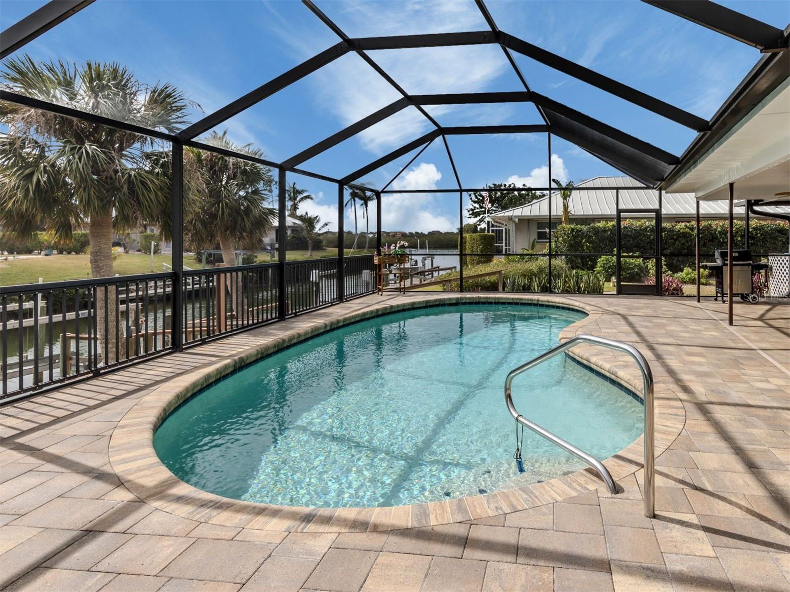 505 S SHORE DR, OSPREY, FL, 34229