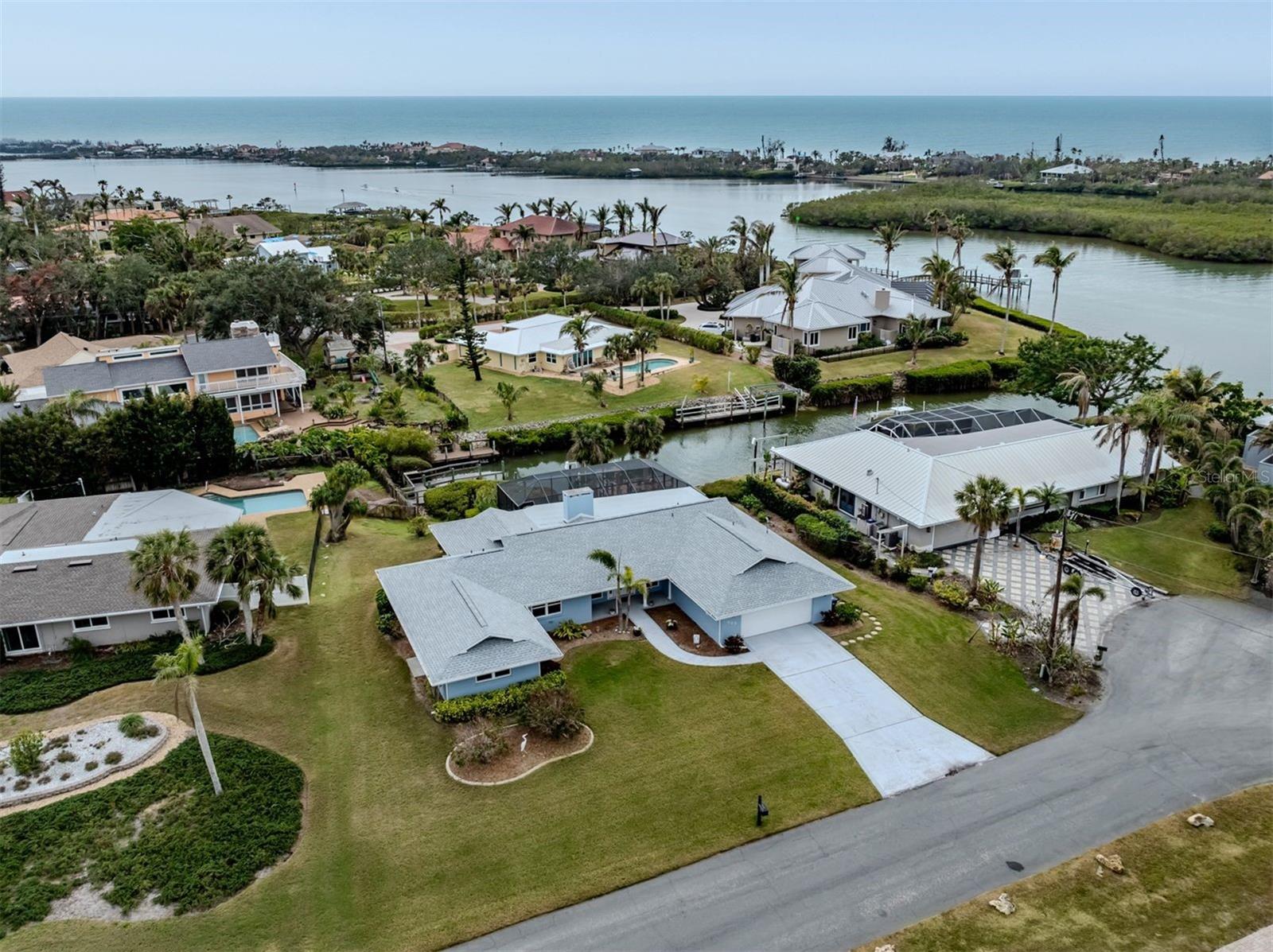 505 S SHORE DR, OSPREY, FL, 34229