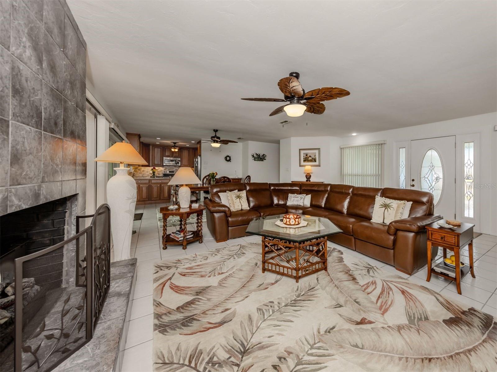 505 S SHORE DR, OSPREY, FL, 34229