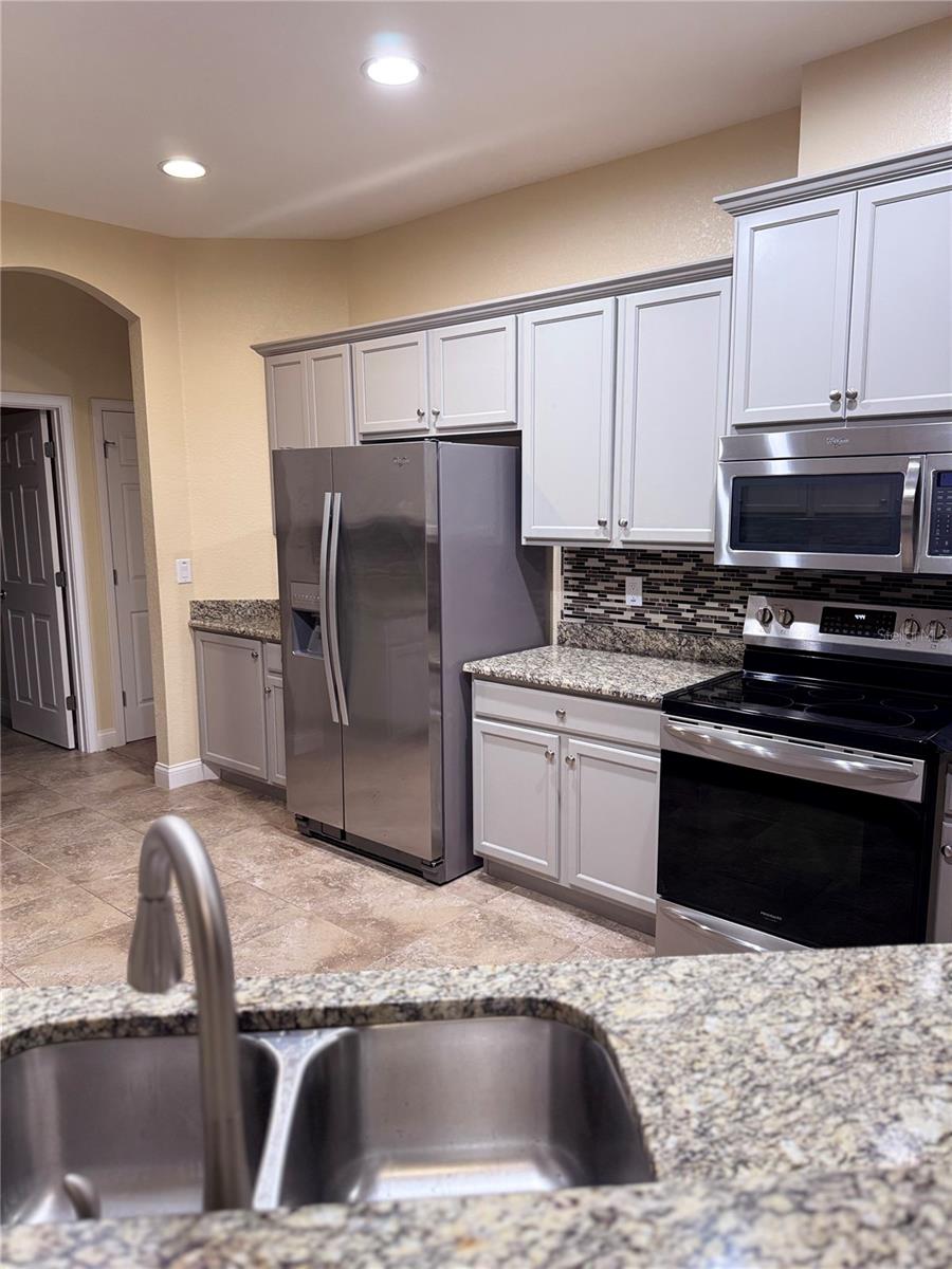 245 VIOLA DR, AUBURNDALE, FL, 33823