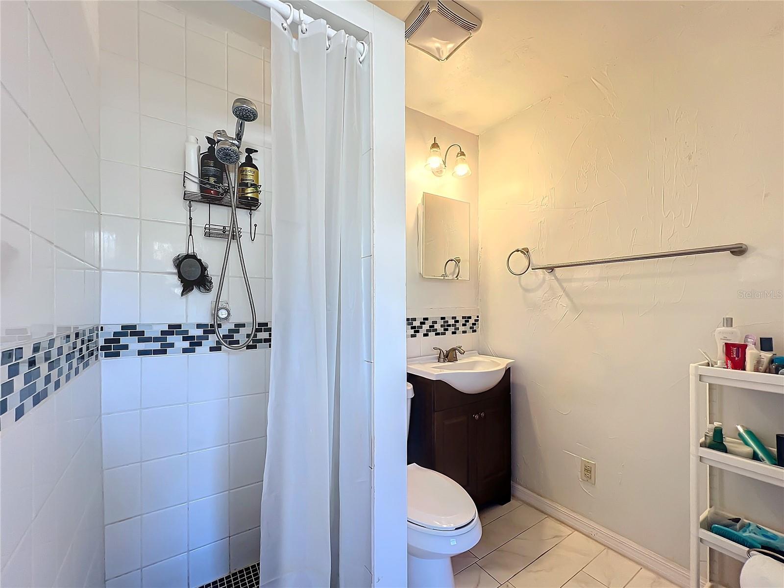 411 NE 10TH ST, GAINESVILLE, FL, 32601
