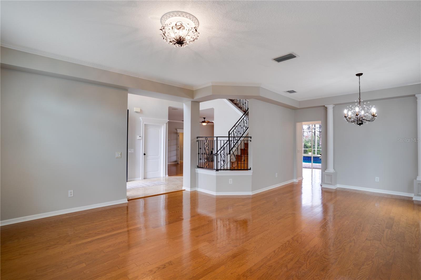 18809 CHAVILLE RD, LUTZ, FL, 33558