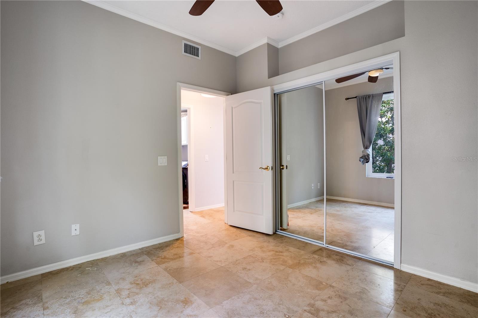18809 CHAVILLE RD, LUTZ, FL, 33558