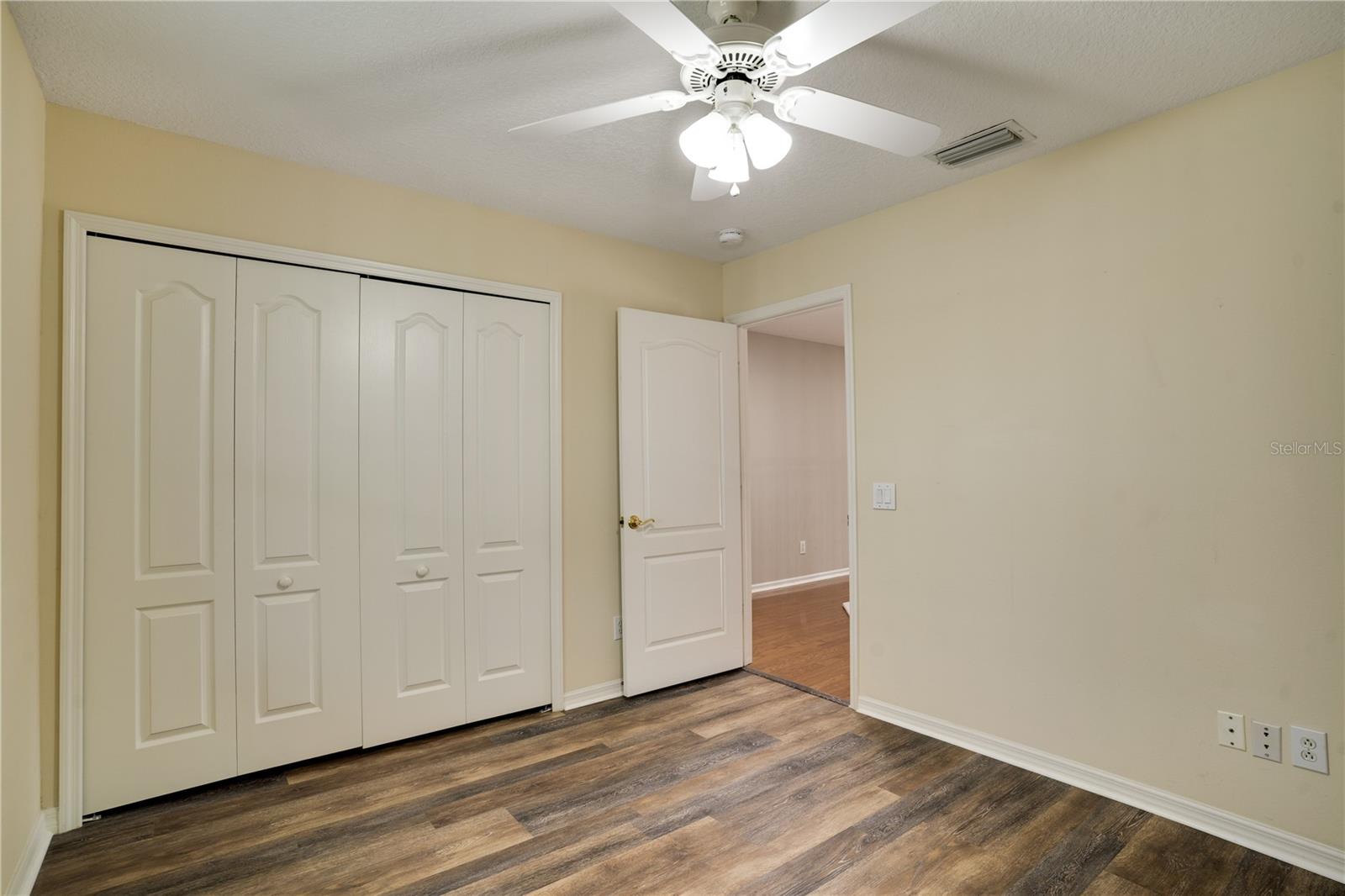 18809 CHAVILLE RD, LUTZ, FL, 33558