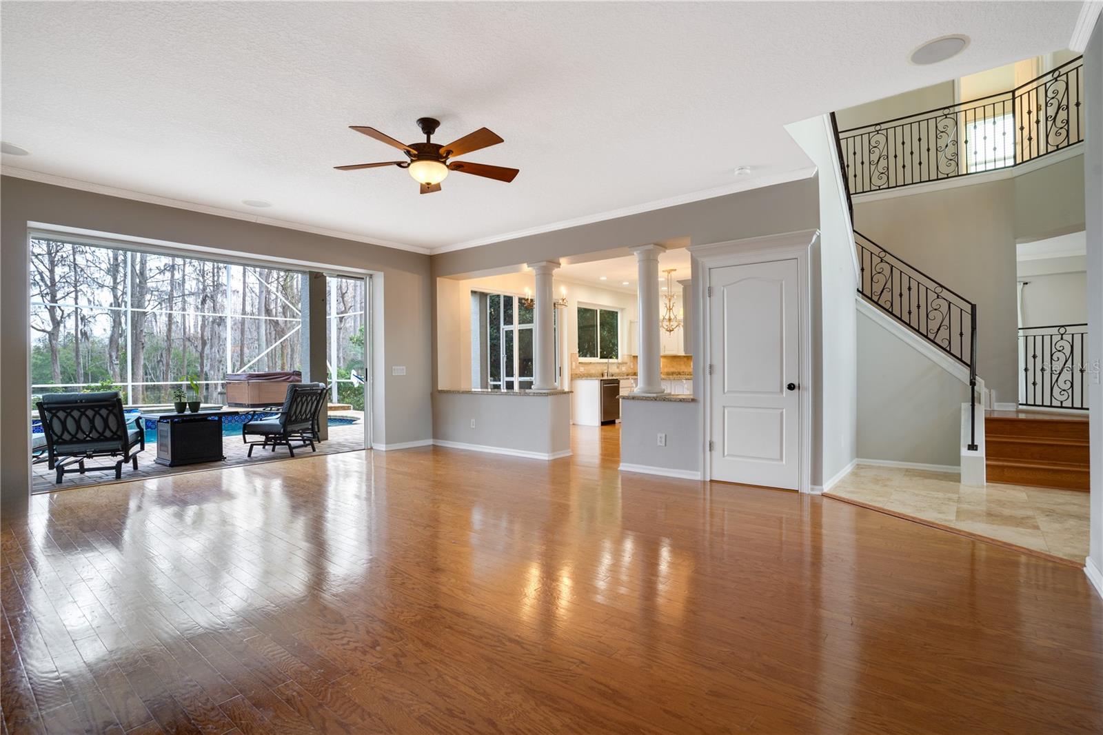 18809 CHAVILLE RD, LUTZ, FL, 33558