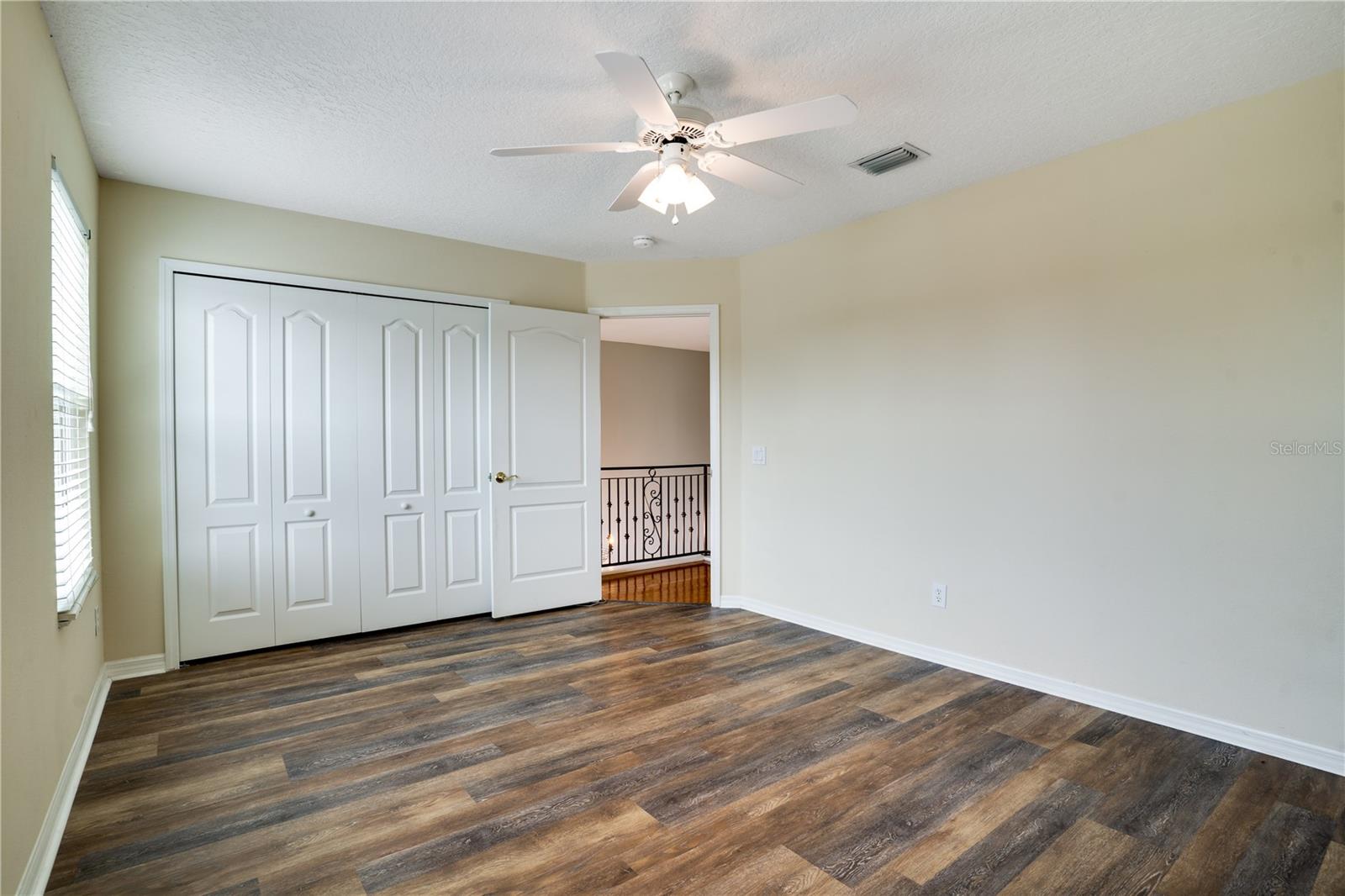 18809 CHAVILLE RD, LUTZ, FL, 33558