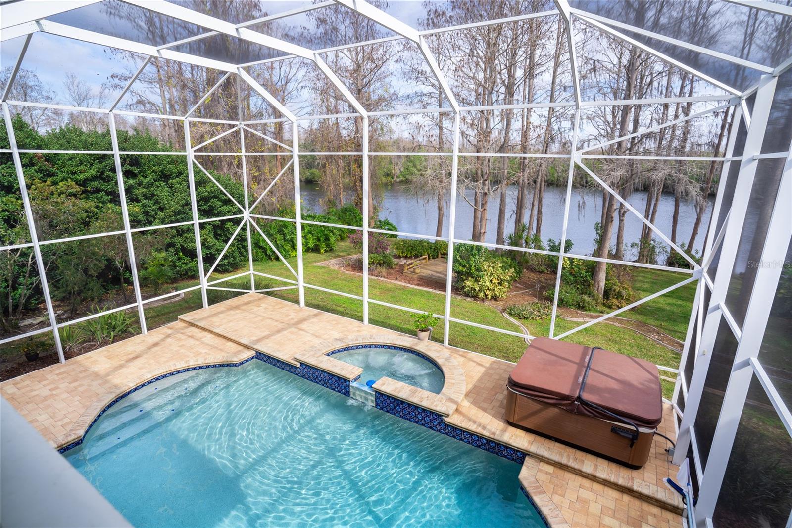 18809 CHAVILLE RD, LUTZ, FL, 33558