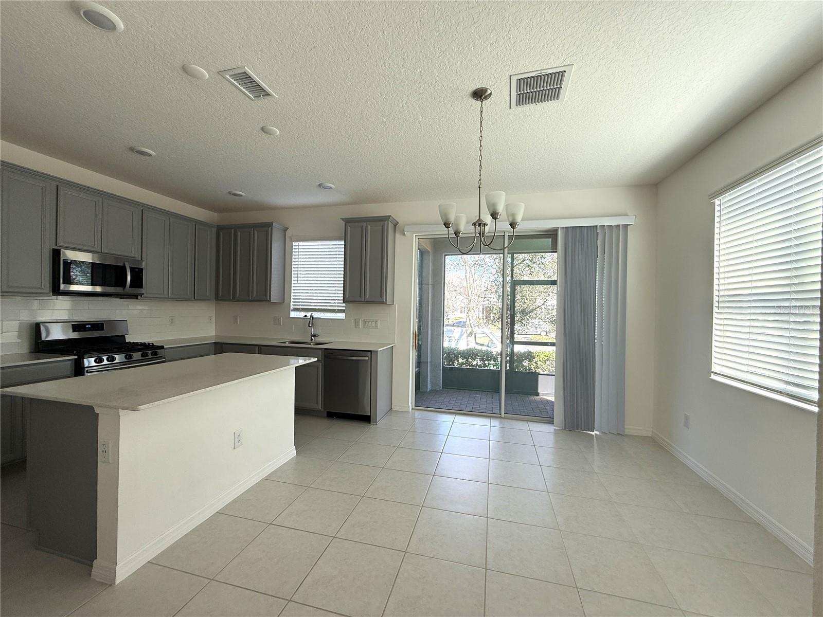5758 SPOTTED HARRIER WAY, LITHIA, FL, 33547