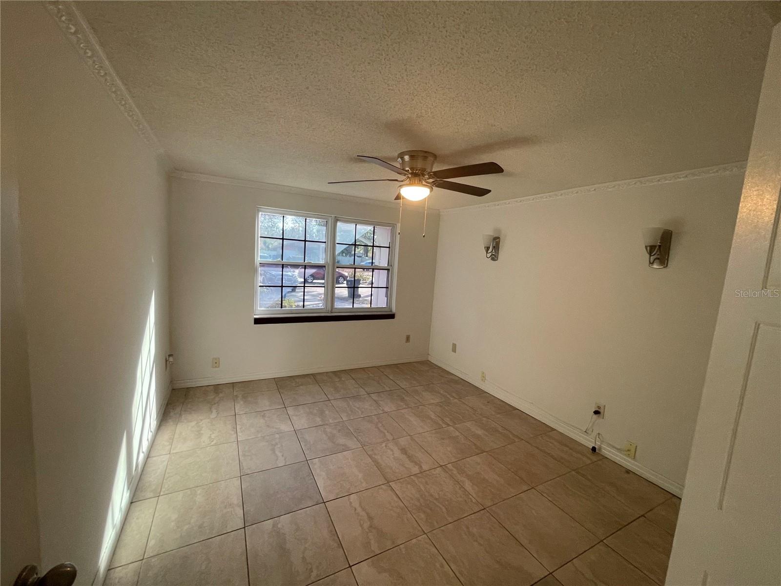 4814 NORTHDALE BLVD, TAMPA, FL, 33624