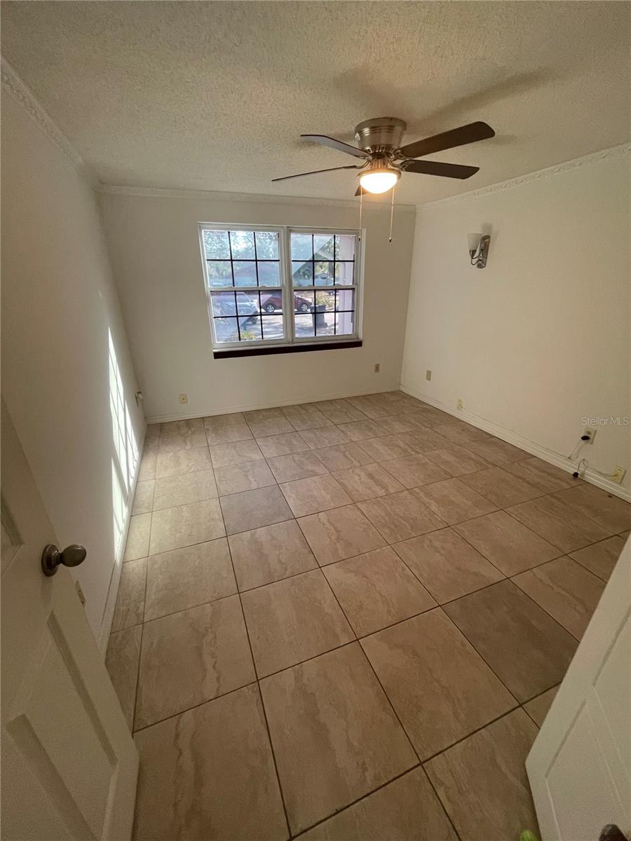 4814 NORTHDALE BLVD, TAMPA, FL, 33624