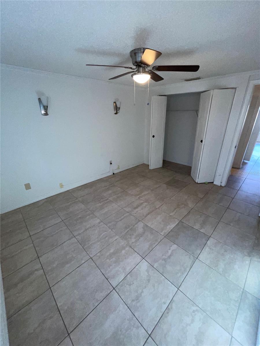 4814 NORTHDALE BLVD, TAMPA, FL, 33624
