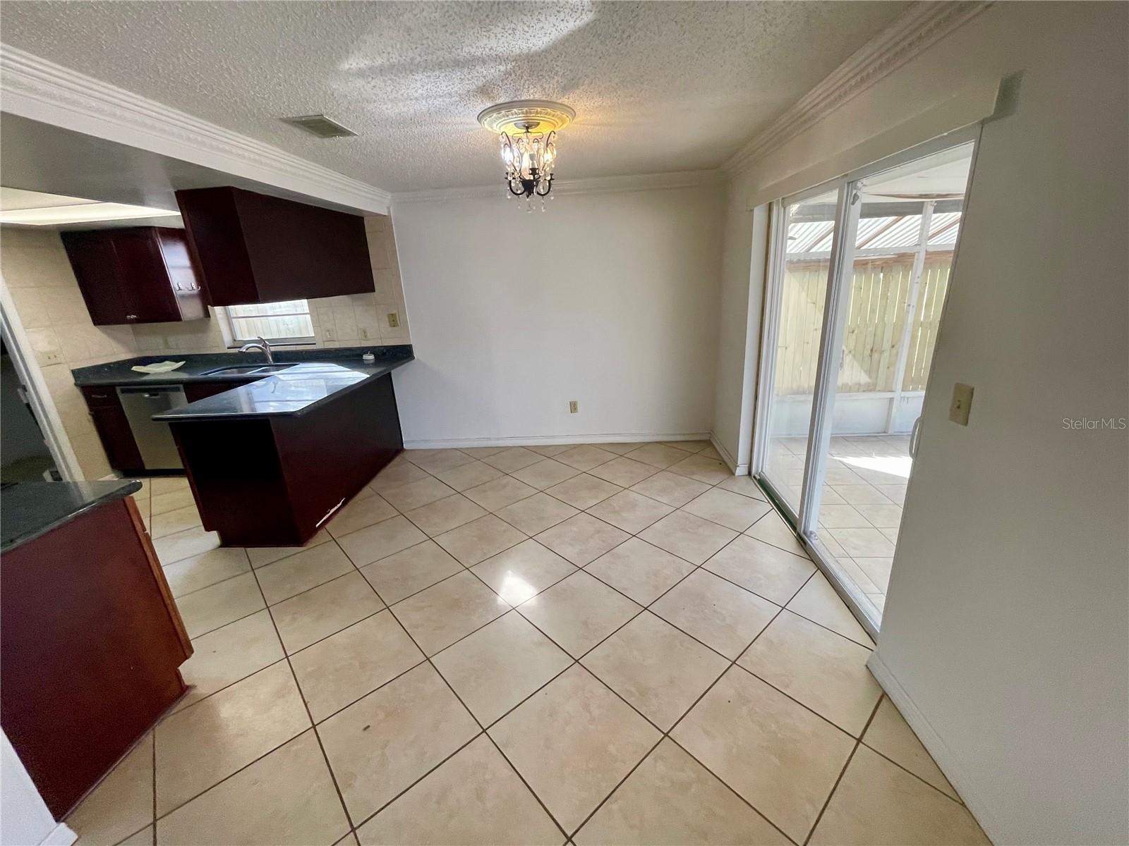 4814 NORTHDALE BLVD, TAMPA, FL, 33624