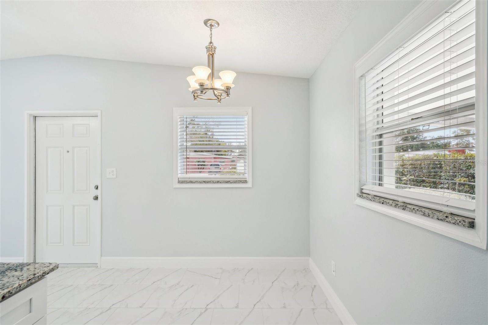 2503 W CRAWFORD ST, TAMPA, FL, 33614