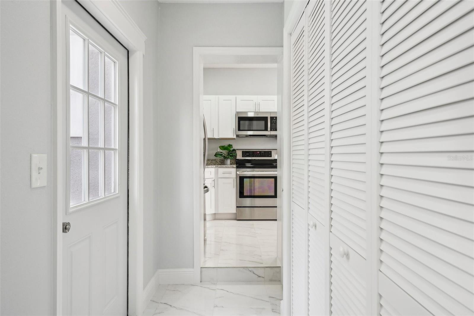 2503 W CRAWFORD ST, TAMPA, FL, 33614