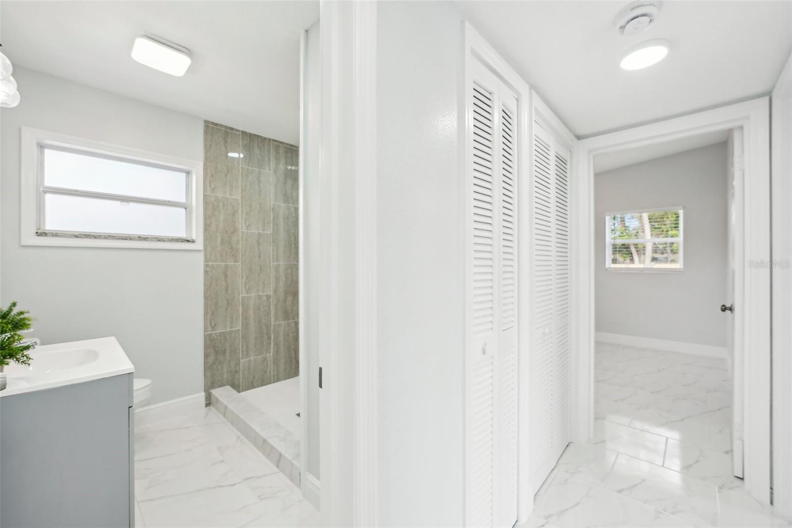 2503 W CRAWFORD ST, TAMPA, FL, 33614