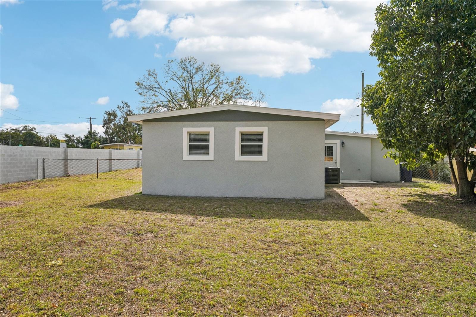 2503 W CRAWFORD ST, TAMPA, FL, 33614